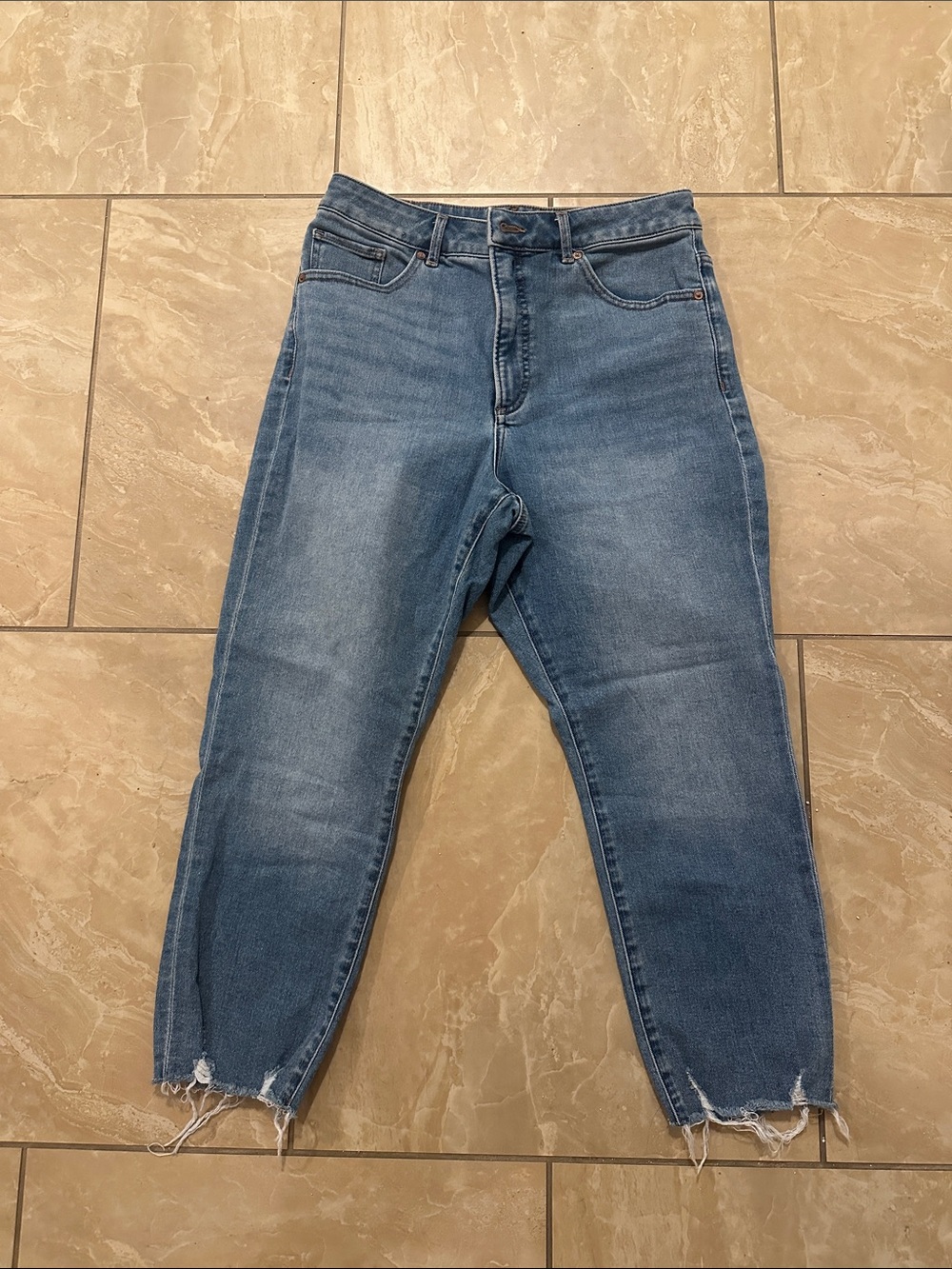 Express Light Blue Cropped Straight Jeans curvy slim size 10S